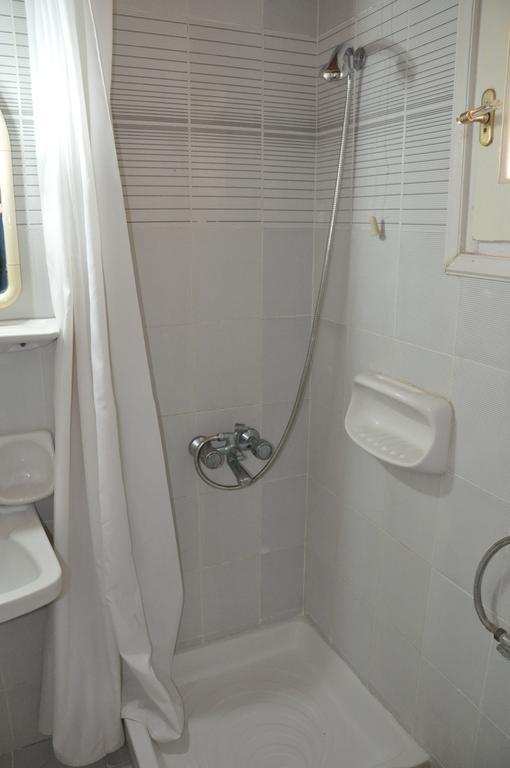 Koskinas Apartments Acharavi  Habitación foto