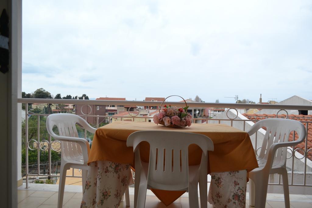 Koskinas Apartments Acharavi  Habitación foto
